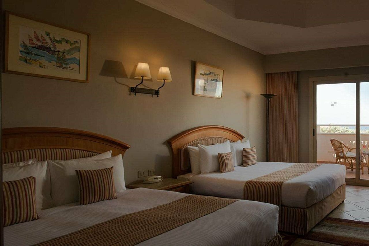 Grand Plaza Resort 5*