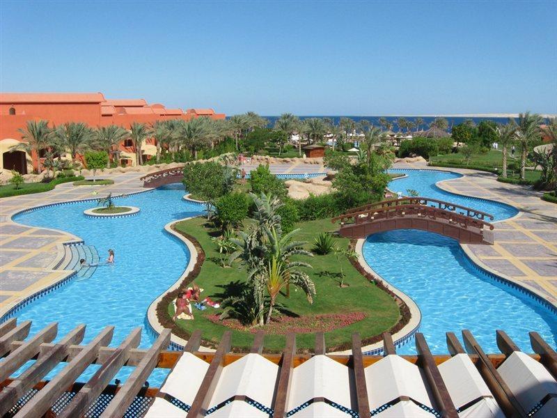 Resort Grand Plaza - Families And Couples Only