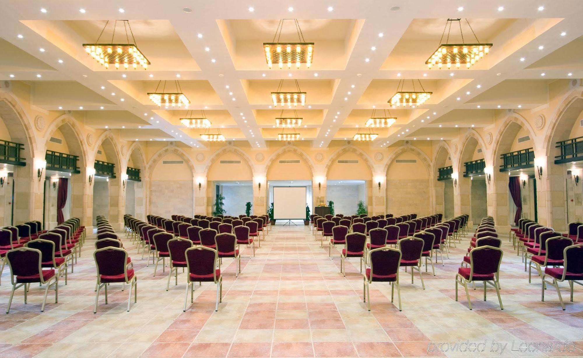 Resort Grand Plaza - Families And Couples Only